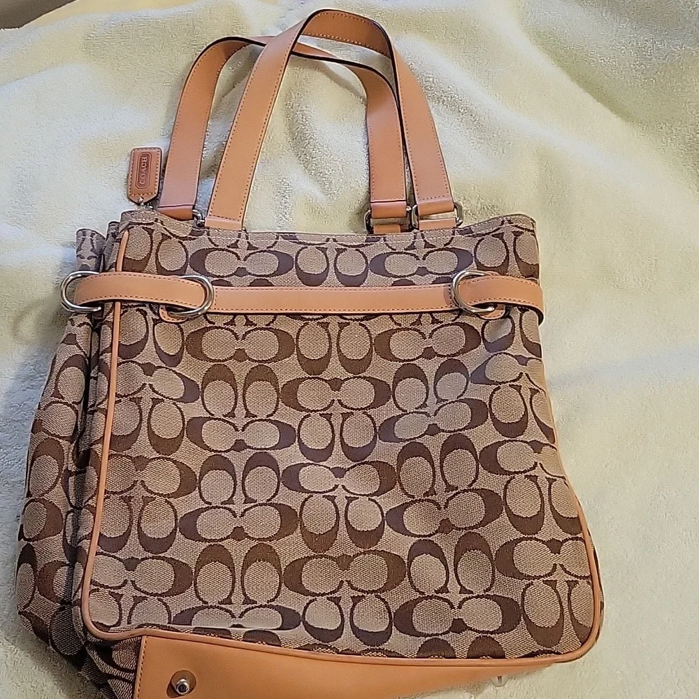 Coach Signature Khaki Jaquard Belted Handbag - Picture 6 of 6